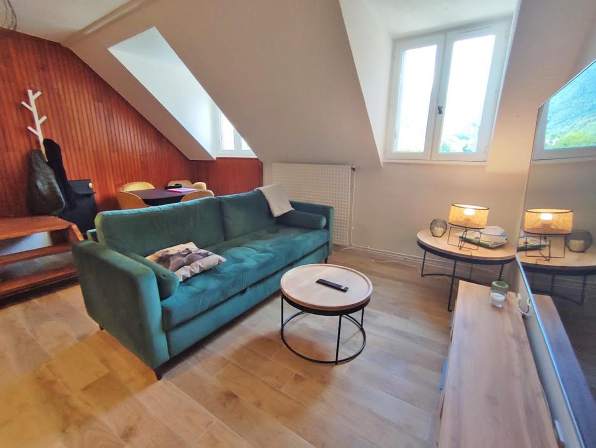 Appartamento Au Cocon De Joy, T3 Duplex, Wifi, 4 Personnes Bagnères-de-Luchon Esterno foto