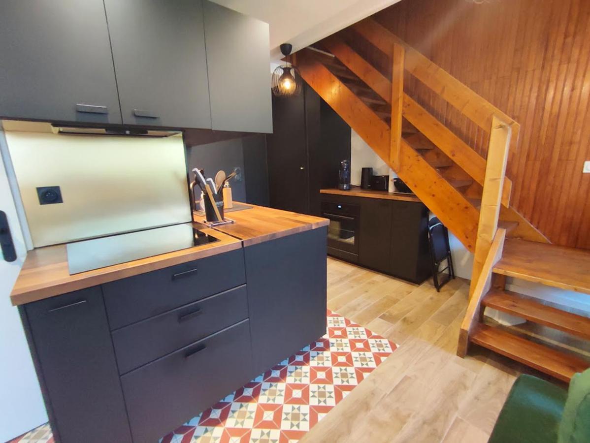 Appartamento Au Cocon De Joy, T3 Duplex, Wifi, 4 Personnes Bagnères-de-Luchon Esterno foto